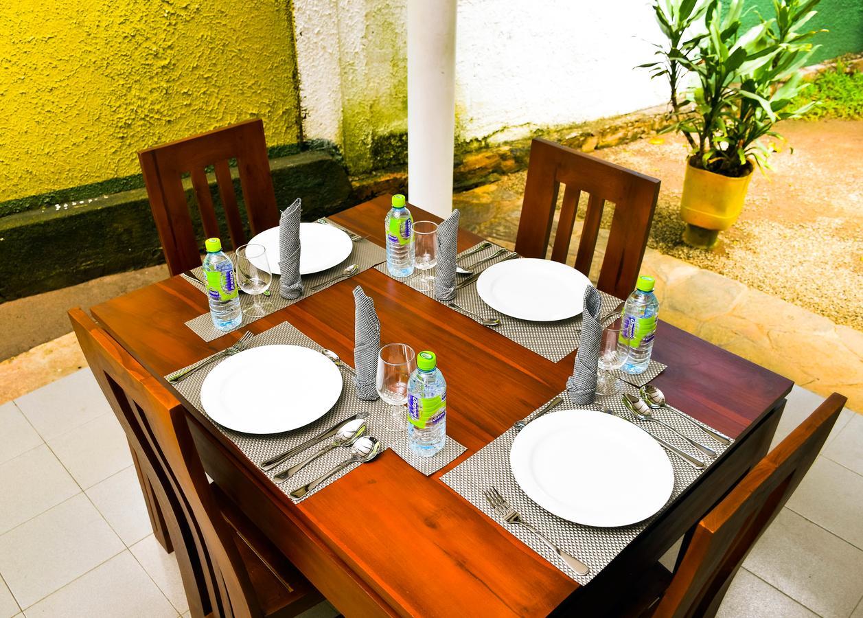 Vishmee Holiday Inn Embilipitiya Exterior foto